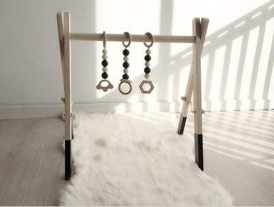 Ins decoration Nordic children's room fitness equipment newborn baby baby fitness frame Nordic wood crafts