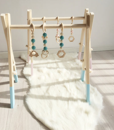 Ins decoration Nordic children's room fitness equipment newborn baby baby fitness frame Nordic wood crafts